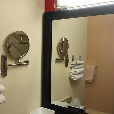 Americas Best Value Inn - Fredericksburg North Kültér fotó