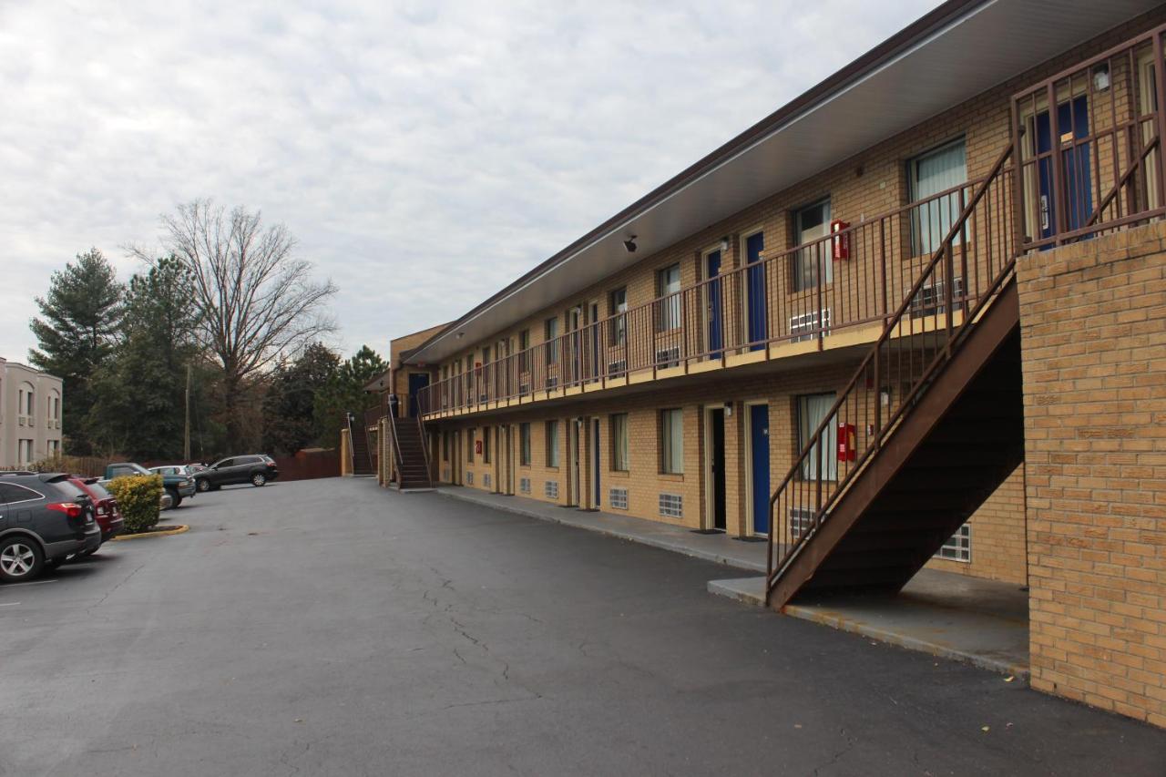 Americas Best Value Inn - Fredericksburg North Kültér fotó